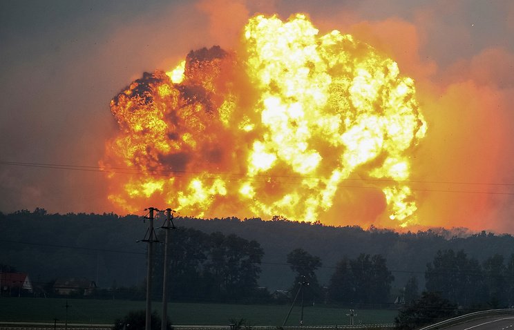 Няма чужд заговор при пожара в склада за боеприпаси в Украйна