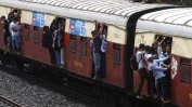22-ма загинаха при блъсканица на гара в Мумбай