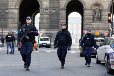 Френските съдилища са претоварени от стотици дела за тероризъм