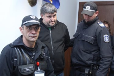 Заподозреният за измами с билети Спас Василев остава в ареста