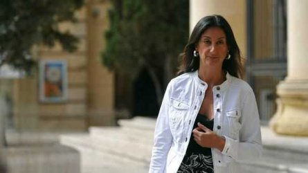 При бомбен атентат загина най-известната малтийска журналистка Дафне Галиция