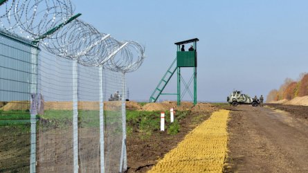 Руските власти започнаха да строят ограда между Крим и Украйна