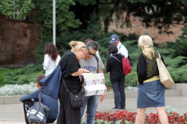 Посещенията на чужденци в България с над 6.6% повече през септември