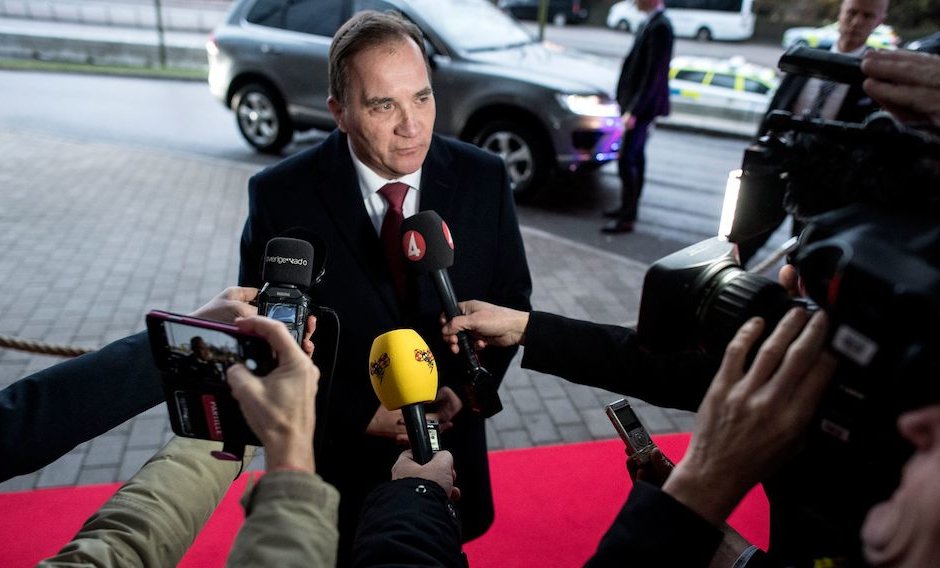 Министър-председателят на Швеция и домакин на срещата Стефан Льовен говори пред журналисти в четвъртък в Гьотеборг.