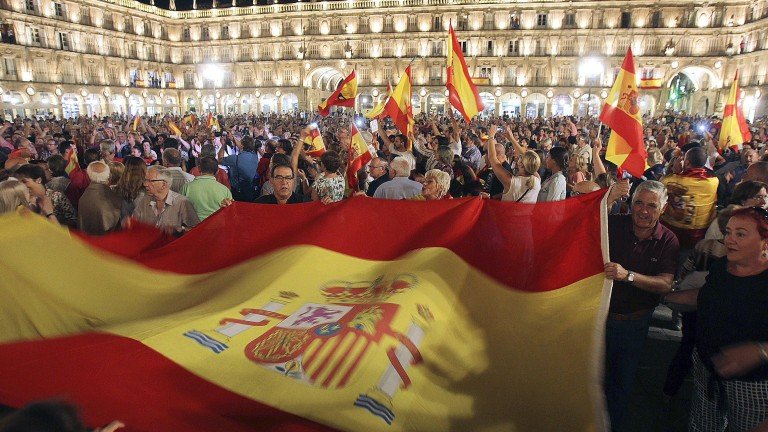 Испания назначи временно правителство в Каталуния