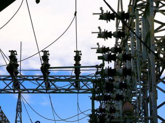 Индустриалци: Готвят ни спекулативно поскъпване на тока с 50 до 90%