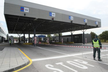 Двама чужденци са обвинени за трафик на хора в България