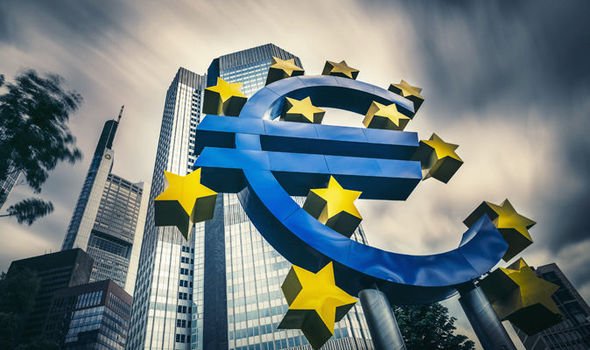 Експерти: Присъединяването към Еврозоната да се изведе като непосредствена национална цел