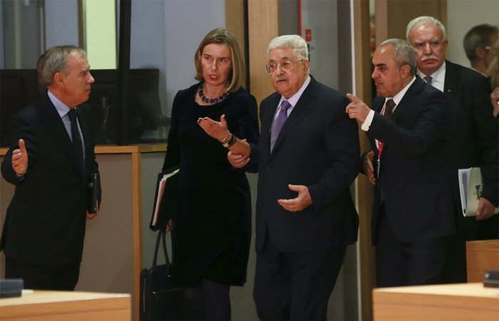Върховният представител на Европейския съюз за външната политика и сигурността Федерика Могерини и палестинския президент Махмуд Абас