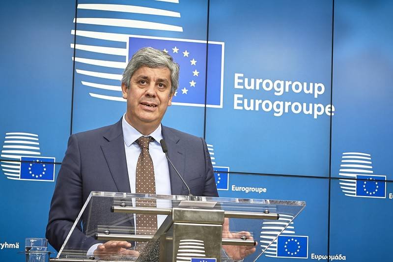 Новият председател на Еврогрупата, португалският министър на финансите Мариу Сентену