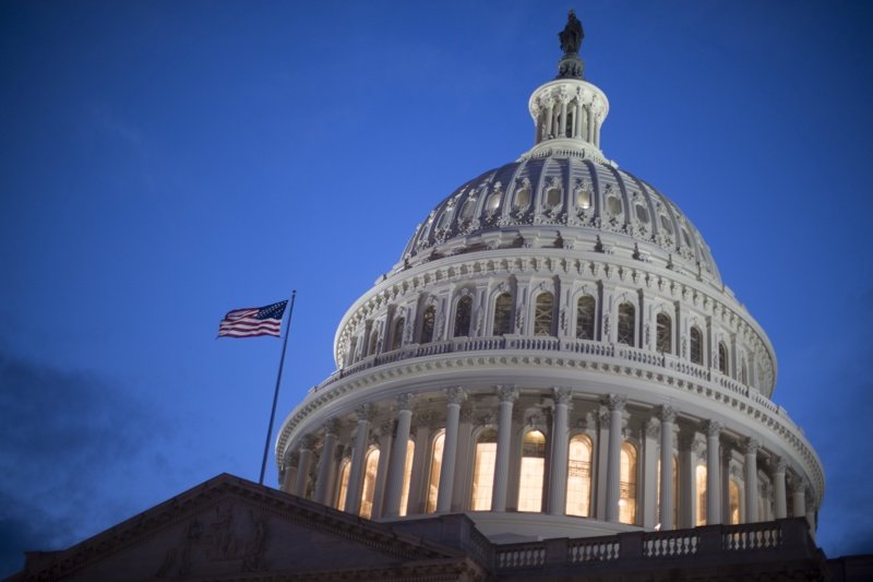 Сенатът не успя да се споразумее за временното финансиране на правителството на САЩ