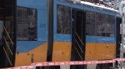 Девет души пострадаха при сблъсък на микробус и трамвай в София