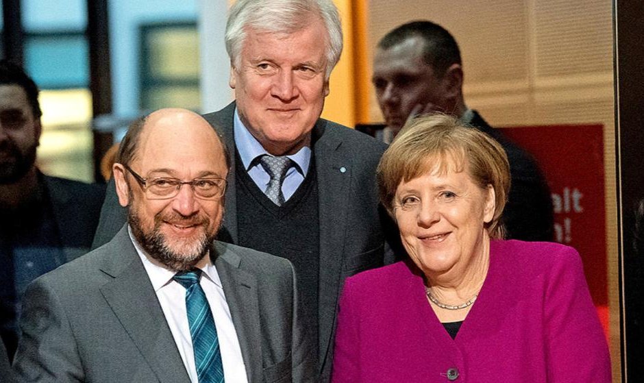 Мартин Шулц (ГСДП), Хорст Зеехофер (ХСС) и Ангела Меркел (ХДС)