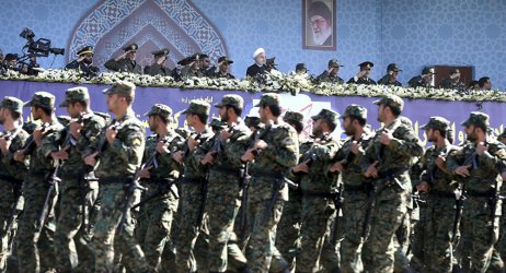 "Таймс": Иран предизвиква Израел с мрежа от военни бази в Сирия
