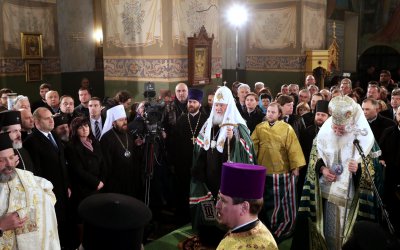 Руският патриарх Кирил и българският патриарх Неофит отслужиха панихида в памет на загиналите
