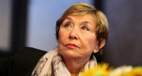 Юлия Кръства