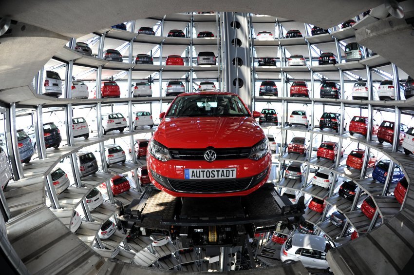 Германски министър призова бизнеса за инвестиции в електрически автомобили