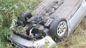 Един загинал и двама тежко ранени при удар между 3 коли край Садово