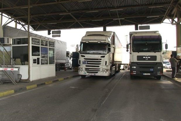 Товарни превозвачи обвиниха ЕК, че им ограничава европазара
