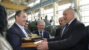 Кабинетът иска българският войник да кара българска техника