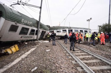 Снимката е от предишен инцидент с влак в Италия