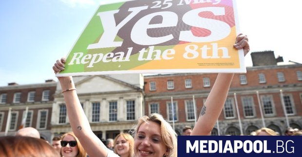 Ирландците одобриха с голямо мнозинство да се легализират абортите, които