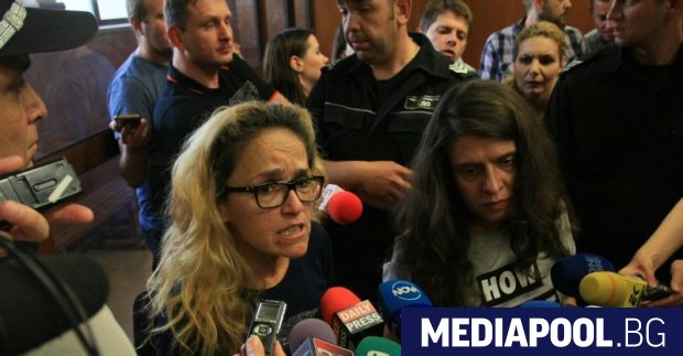 десислава Иванчева е изпратила и искане до главния прокурор да