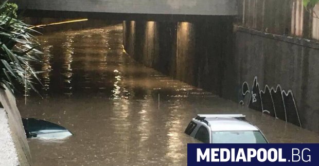 Варна след дъжда подлезът на ул Шипка снимка Фейсбук Над