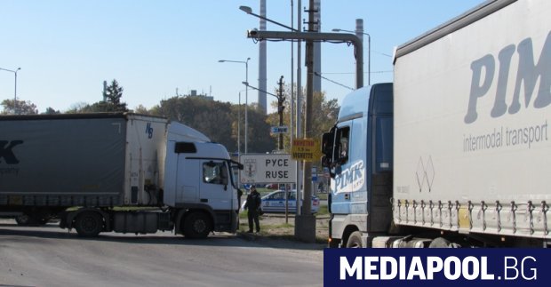 Обявената в понеделник от евродепутати победа за българските искания свързани