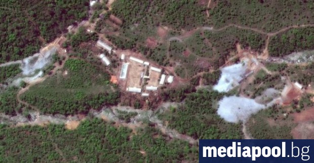 Ядреният полигон Ройтерс Северна Корея взриви в четвъртък тунелите на