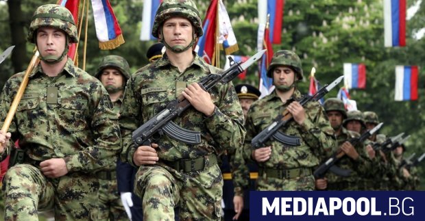 снимка ЕПА БГНЕС Части на сръбската армия и жандармерията са изпратени