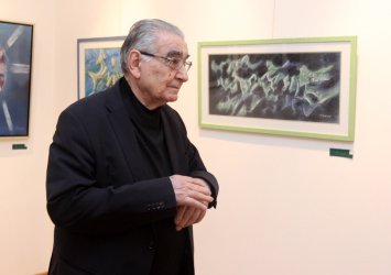 Почина художникът Светлин Русев