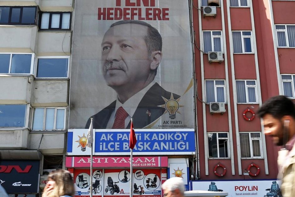 Предизборен плакат на Ердоган в Истанбул
