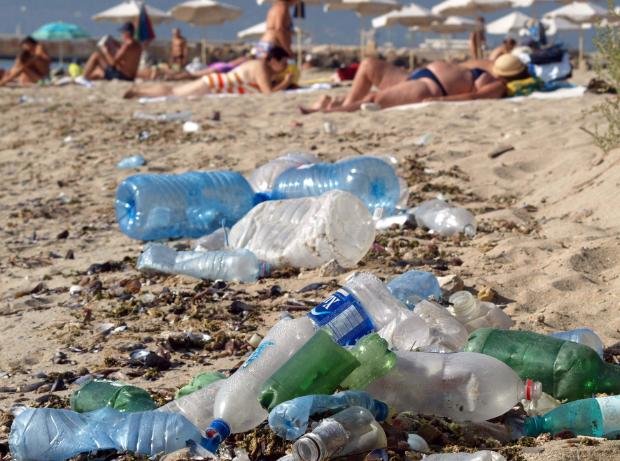 Разделното събиране на боклука на плажа става задължително