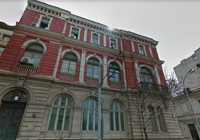 Централата на БДЖ в центъра на София се продава за 7.3 млн. лв.