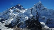 Непалски планински водач загина на Еверест