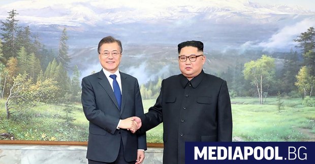 Мун Дже ин и Ким Чен ун Президентът на Южна Корея Мун