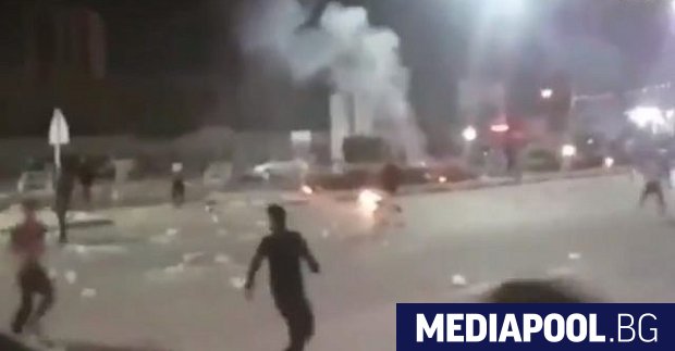 Ирански държавни медии съобщиха, че за втора поредна нощ е