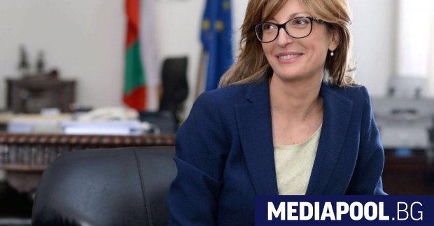 Екатерина Захариева сн МВнР С договора за добросъседство с Македония
