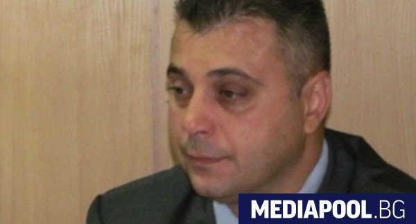 Юлиан Ангелов Депутатите от ВМРО сложиха подписи под искането на