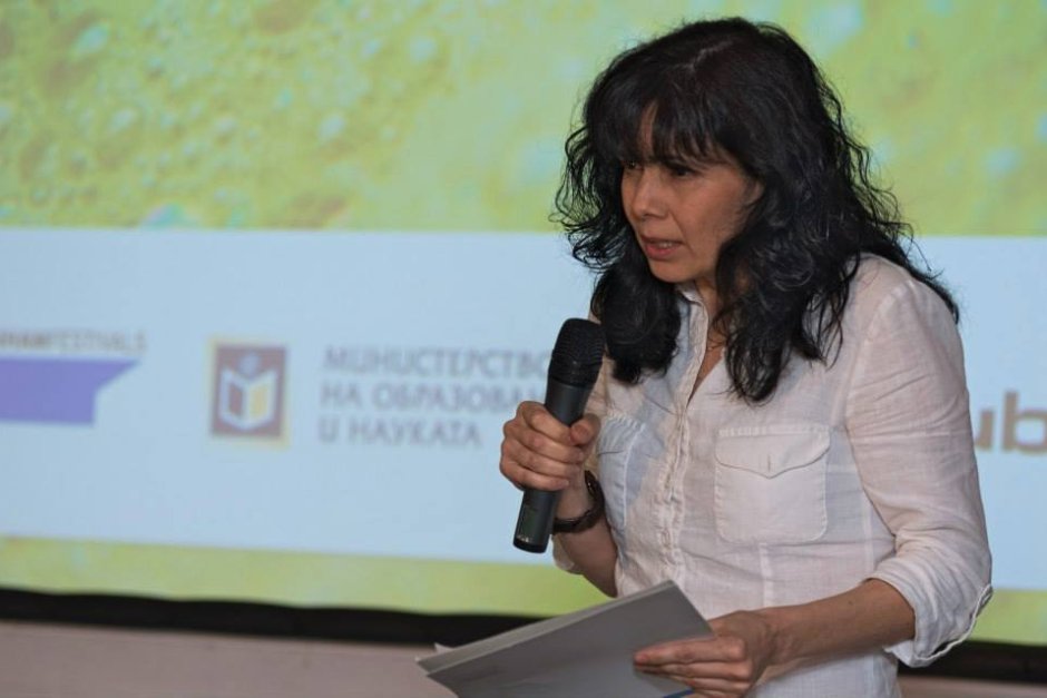 Лавина от гражданска подкрепа за журналиста Мария Чернева