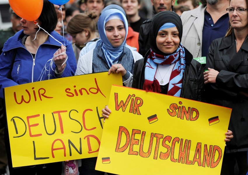 Берлин: Няма да има бързо общоевропейско решение за мигрантите