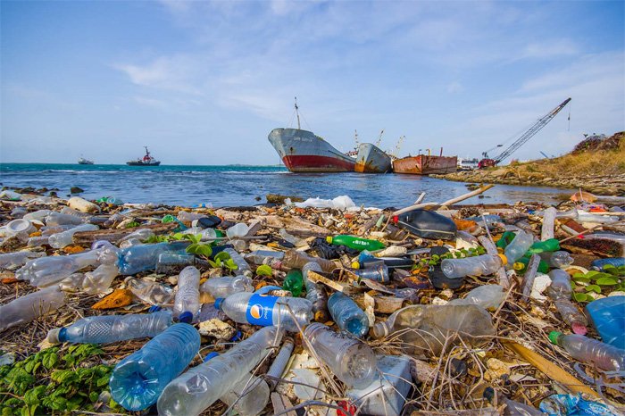 Средиземно море е застрашено да стане "море от пластмаса"
