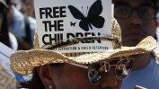 Протести в САЩ за събиране на мигрантските семейства