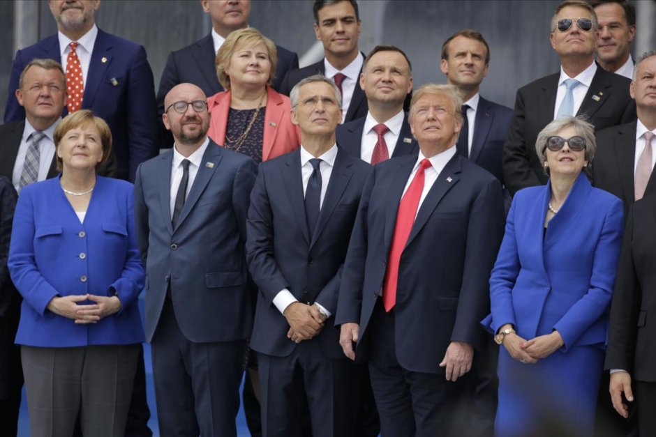 Тръмп (вторият от ляво) по време на срещата на НАТО в Брюксел миналата седмица.