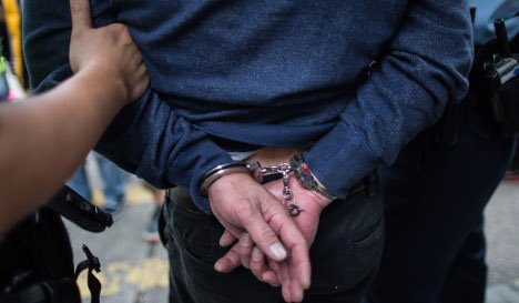 Мъж е задържан, след като открадна дарения за болно дете в Бургас