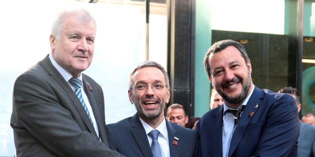 Хорст Зеехофер, Херберт Кикъл и Матео Салвини по време на срещата им Инсбрук