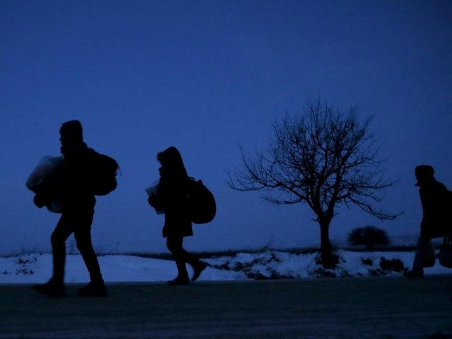 Заловени са 40 мигранти край Къркларели, опитали да минат в България