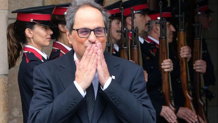 Каталунският премиер се закани активно да се бори с испанската държава