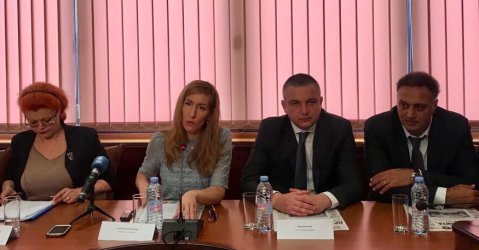 Ангелкова се включи в дискусия във Варна, посветена на СПА туризма
